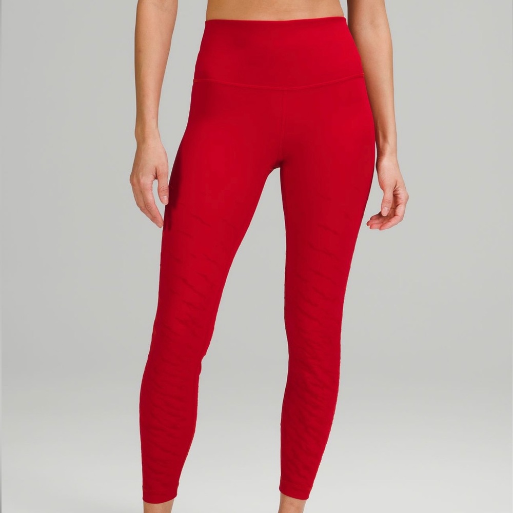 NWT Lululemon Wunder Under Tight 25”